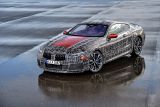 Zahřívací kola v Itálii: Nové BMW řady 8 Coupé podstupuje dynamické testy na závodním okruhu